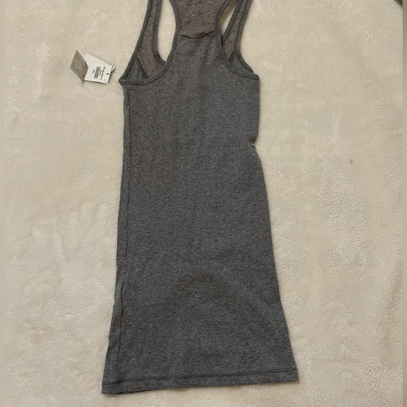 Hollister tank top ; size s - Picture 2 of 2